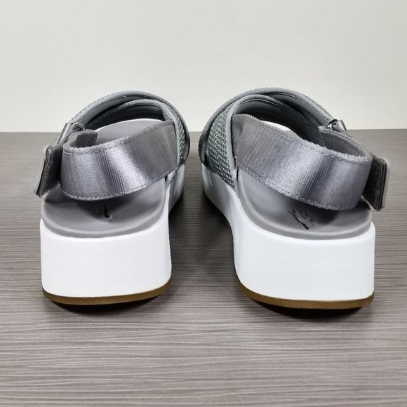 UGG Gray Mesh Sandals - Picture 5 of 11